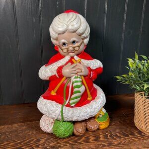 Vintage Atlantic Mold Hand Painted Mrs Claus Knitting Ceramic Christmas Figurine